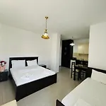 Vila Maison شقة